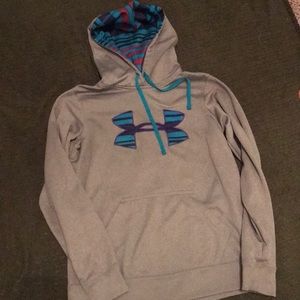 Under Armour sweatshirt